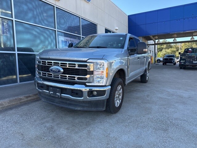 2024 Ford F-250 photo 2