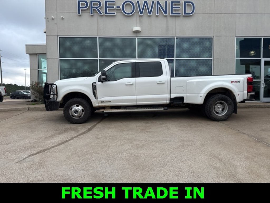Used 2025 Ford F-350SD Lariat Truck
