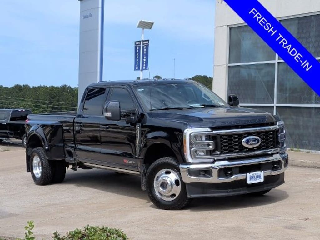 Used 2023 Ford F-350SD Lariat Truck