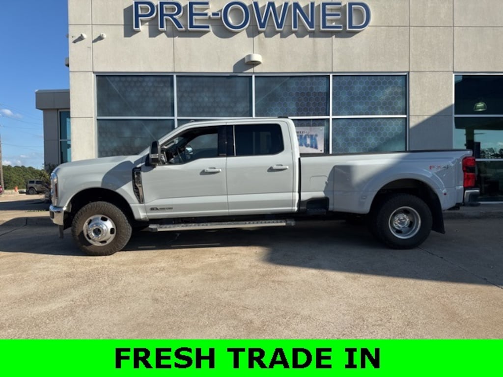 Used 2025 Ford F-350SD Lariat Truck