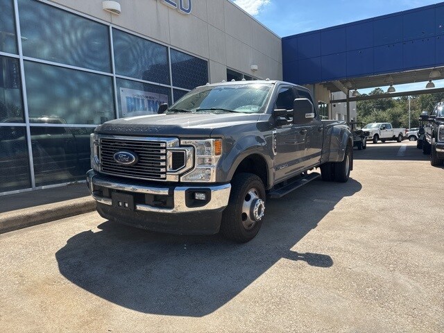 2022 Ford F-350 photo 4