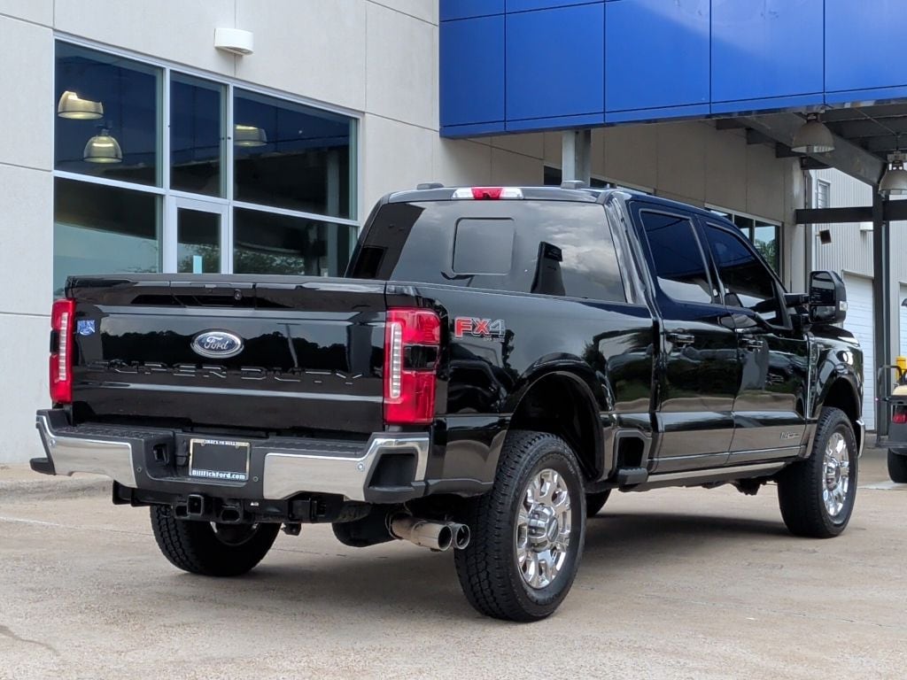 Used 2023 Ford F-350SD Lariat Truck