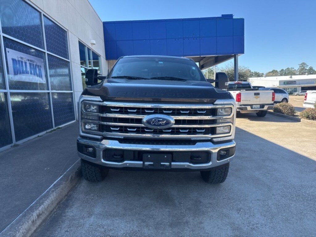 Used 2024 Ford F-250SD Lariat Truck