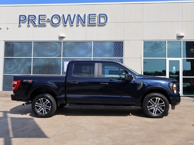 2023 Ford F-150 XL photo 2