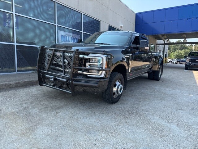 2024 Ford F-350 photo 4