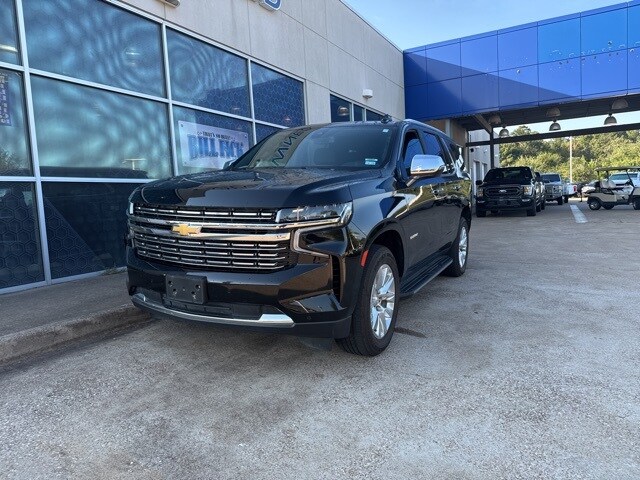 2021 Chevrolet Tahoe Premier photo 2