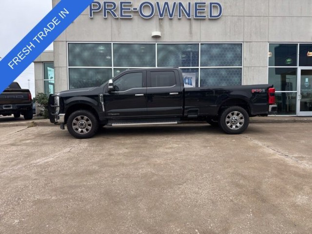 Used 2023 Ford F-350SD Lariat Truck