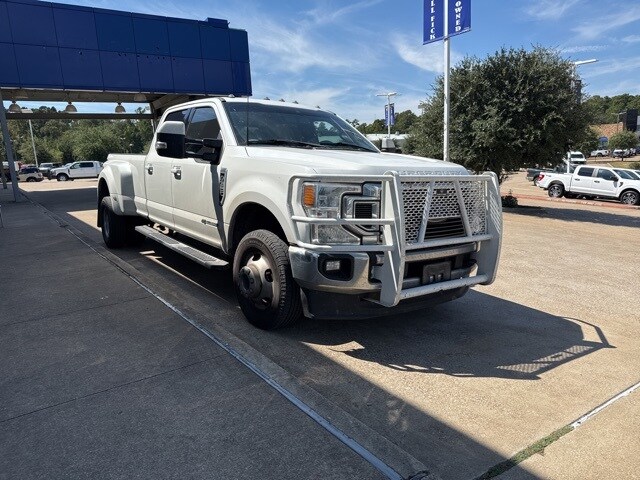 2022 Ford F-350 photo 2
