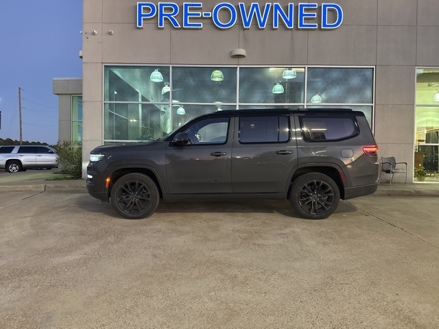 2022 Jeep Grand Wagoneer Obsidian's photo