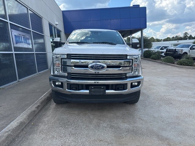 2018 Ford F-350 photo 3