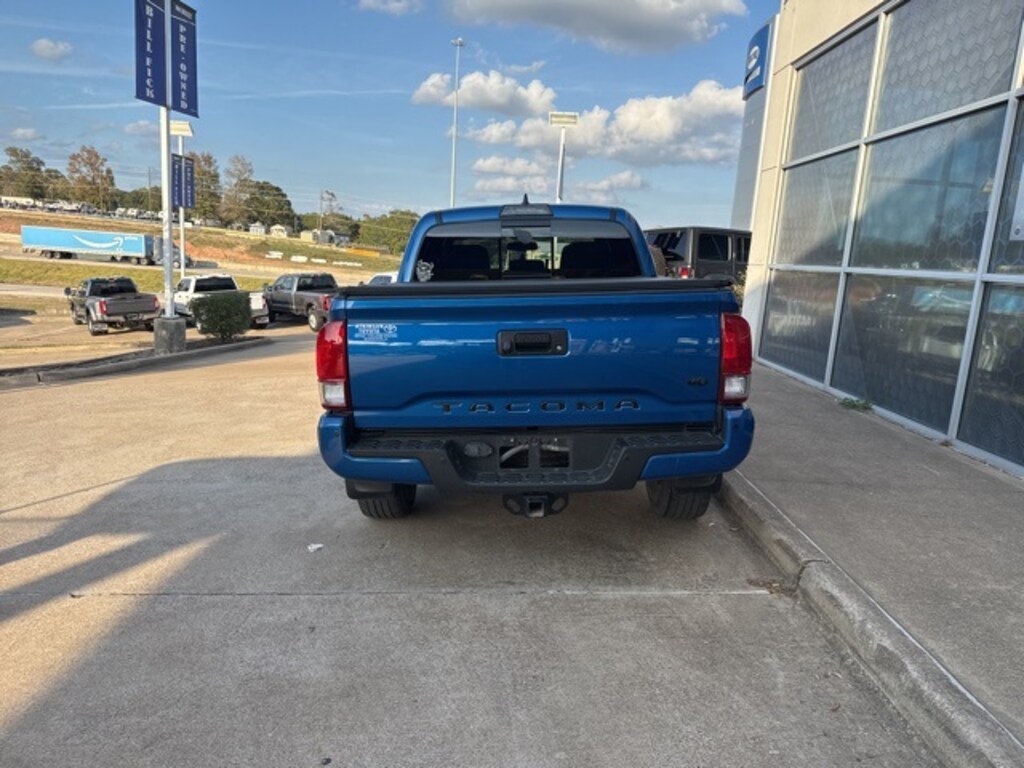 Used 2017 Toyota Tacoma SR5 Truck