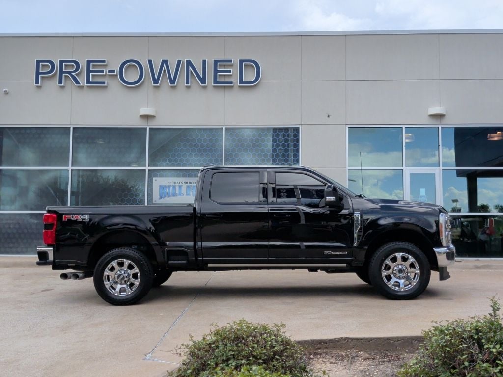 Used 2023 Ford F-350SD Lariat Truck
