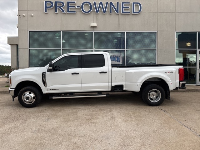 2024 Ford F-350 Super Duty XLT's photo