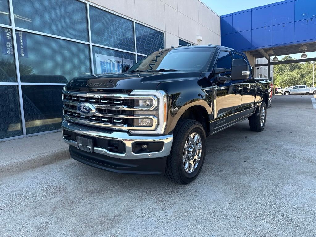 Used 2023 Ford F-350SD Lariat Truck