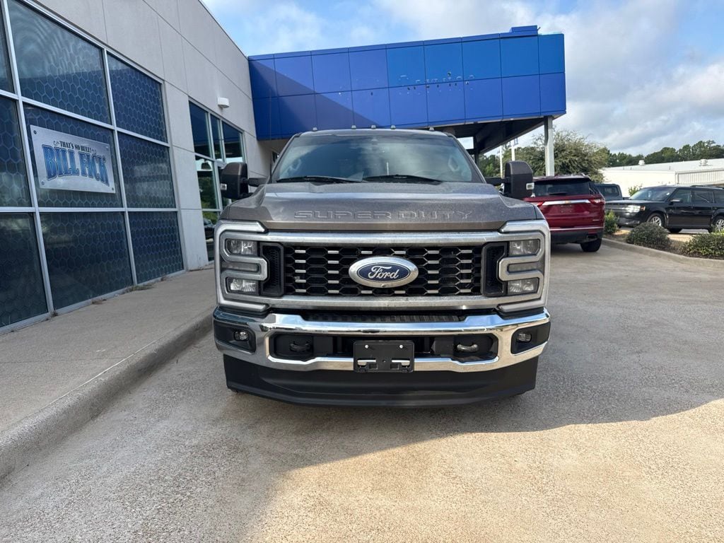 Used 2023 Ford F-350SD Lariat Truck