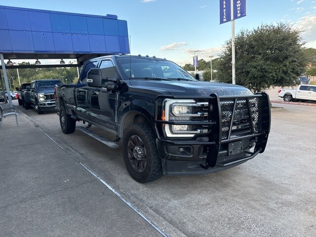 2024 Ford F-350 photo 2