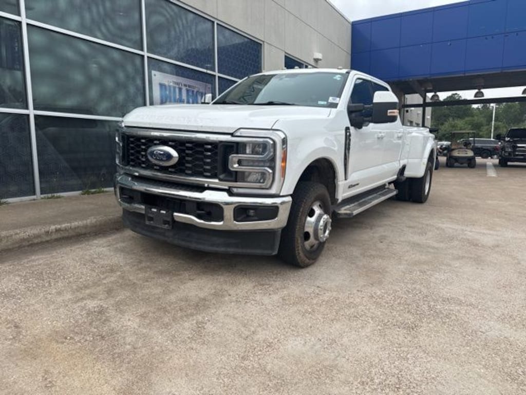 Used 2023 Ford F-350SD Lariat Truck