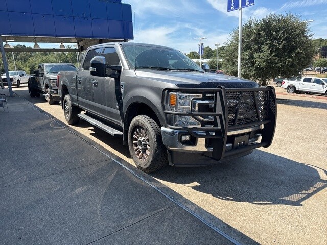 2021 Ford F-250 photo 2