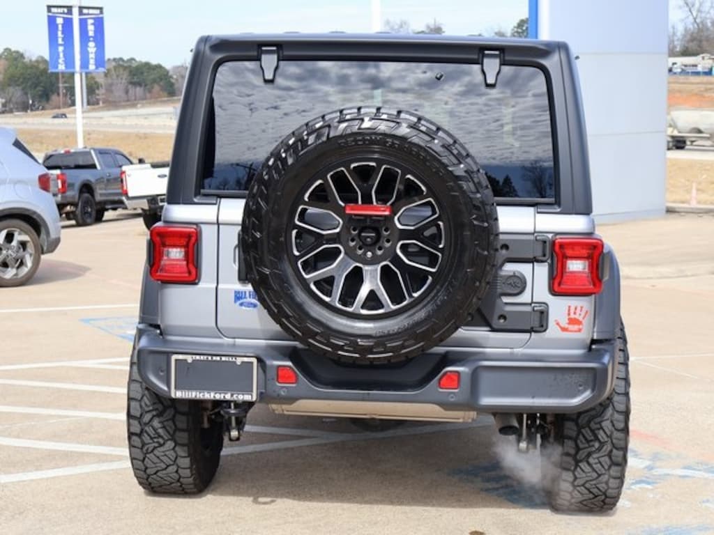 Used 2021 Jeep Wrangler Unlimited Sport Altitude SUV