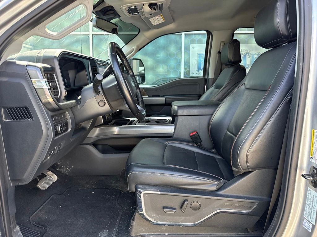 Used 2024 Ford F-350SD Lariat Truck