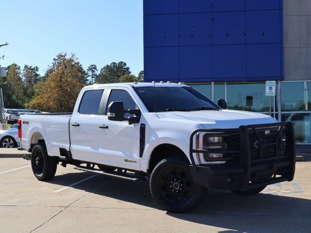 2023 Ford F-350 Super Duty XL's photo