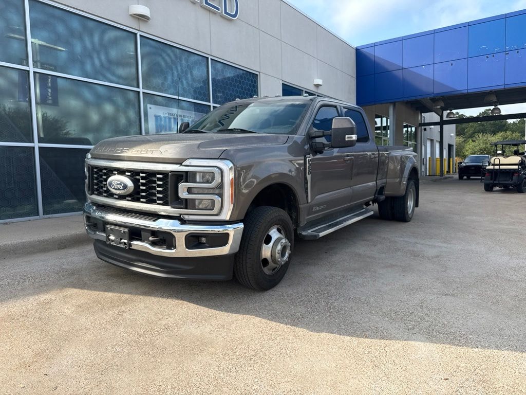 Used 2023 Ford F-350SD Lariat Truck