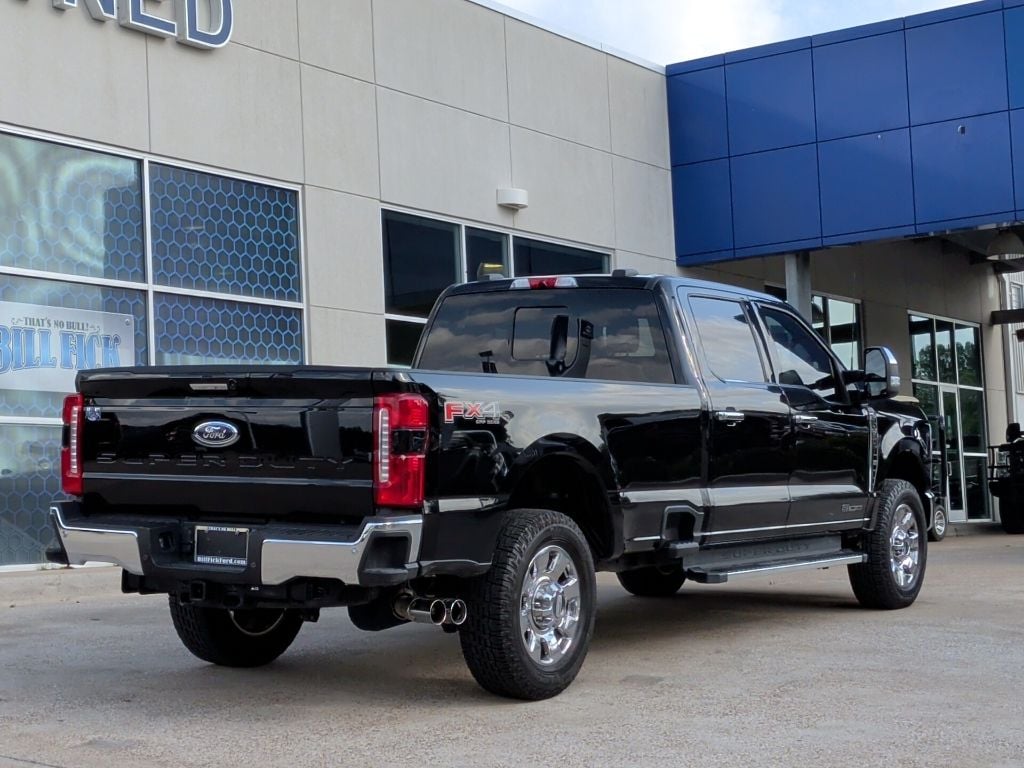 Used 2023 Ford F-350SD Lariat Truck