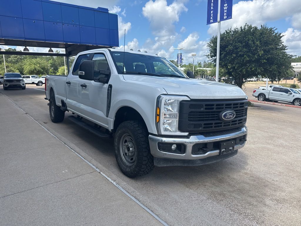 2024 Ford F-250 XL 4x4 Crew Cab 8' Box's photo
