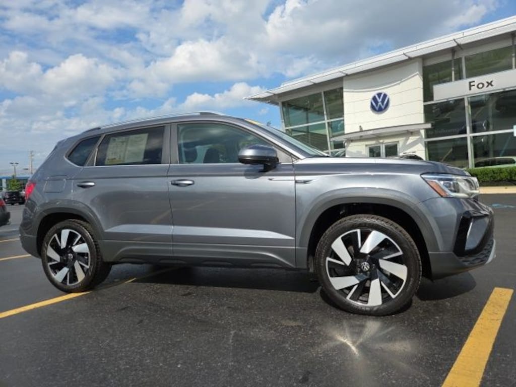 Used 2024 Volkswagen Taos 1.5T SEL SUV