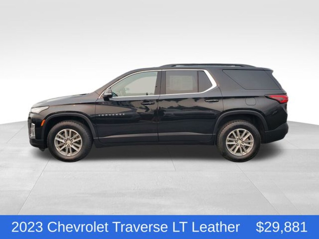 Used 2023 Chevrolet Traverse LT Leather SUV