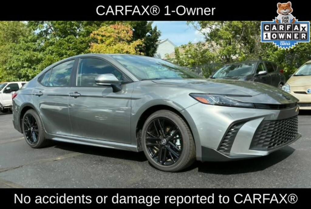 Used 2026 Toyota Camry SE Sedan