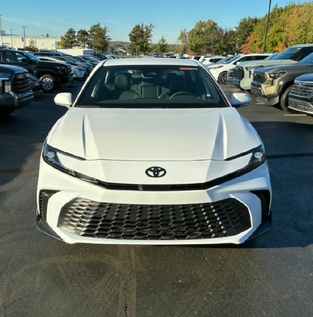Used 2026 Toyota Camry SE Sedan