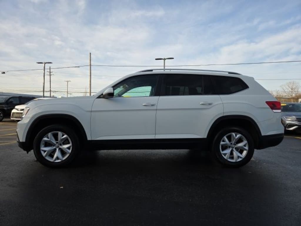 Used 2018 Volkswagen Atlas 2.0T SE w/Technology SUV