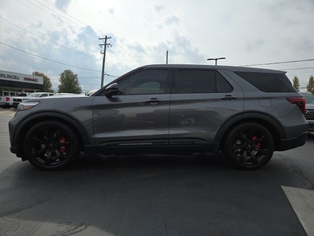 2021 Ford Explorer ST photo 2