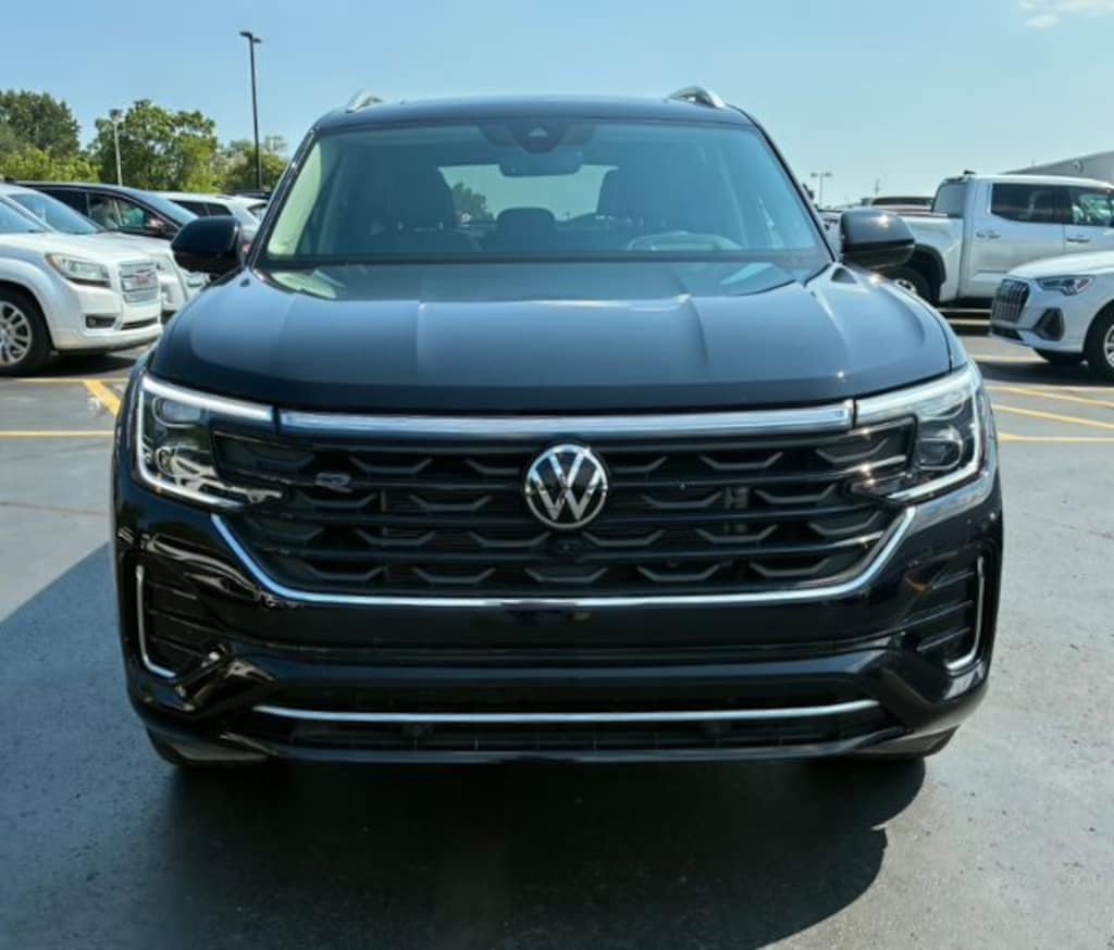 Used 2024 Volkswagen Atlas 2.0T SEL Premium R-Line SUV