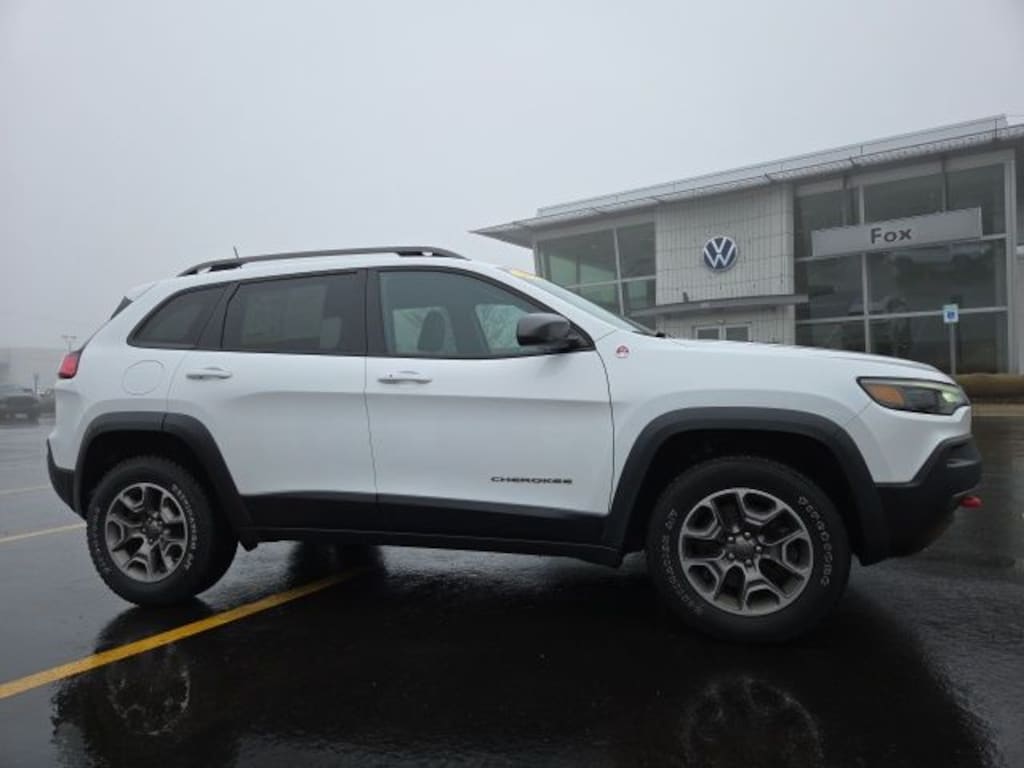 Used 2020 Jeep Cherokee Trailhawk SUV