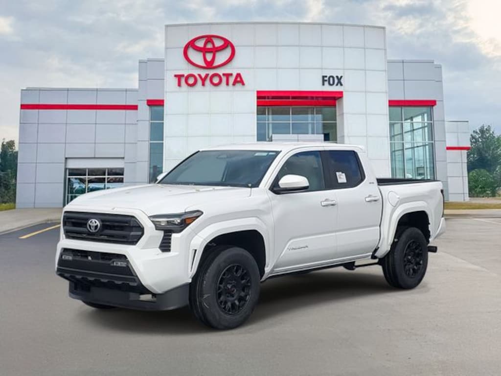 Used 2025 Toyota Tacoma SR5 Truck