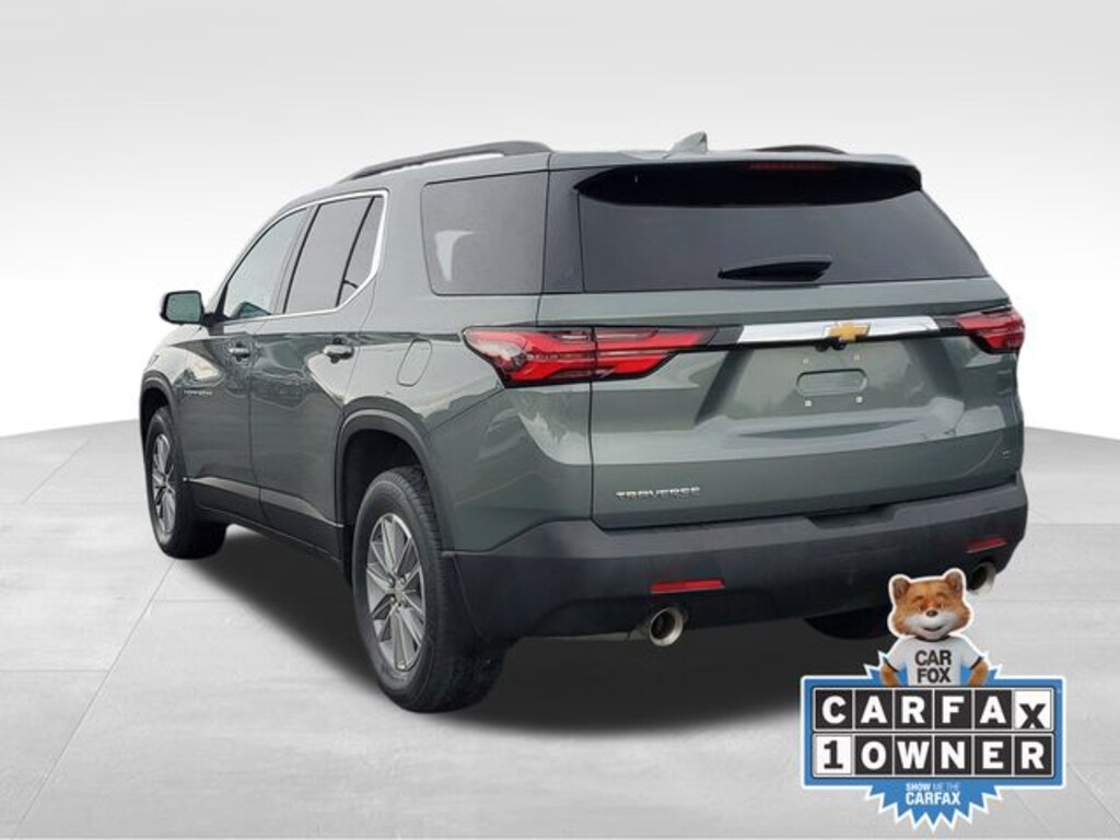 Used 2023 Chevrolet Traverse LT SUV