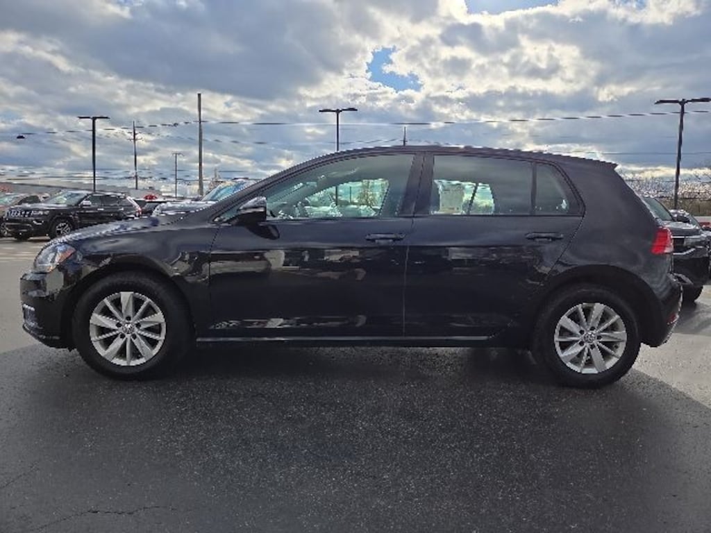 Used 2019 Volkswagen Golf S Hatchback