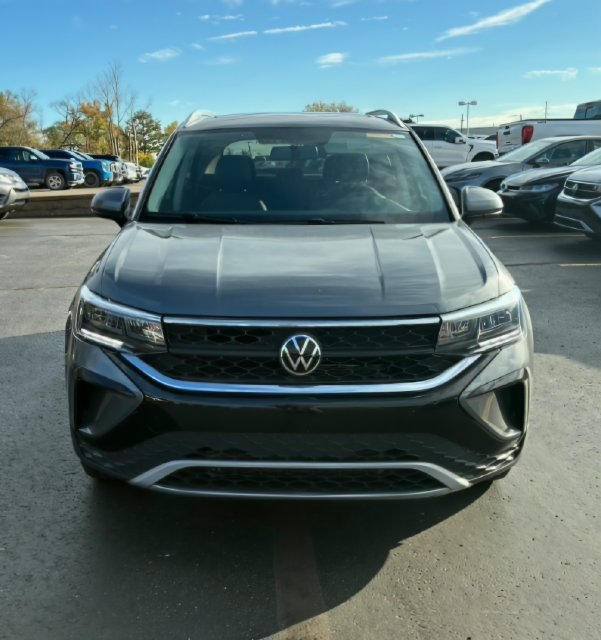 Used 2022 Volkswagen Taos 1.5T SE SUV