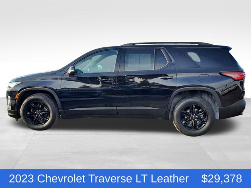 Used 2023 Chevrolet Traverse LT Leather SUV