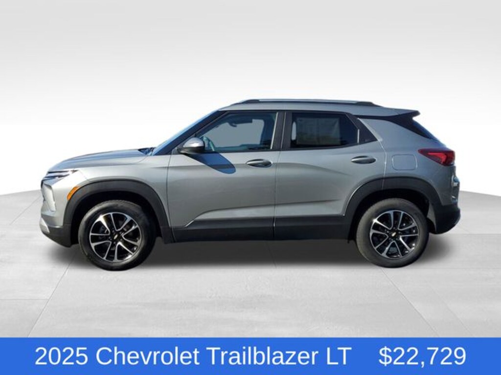 Used 2025 Chevrolet Trailblazer LT SUV