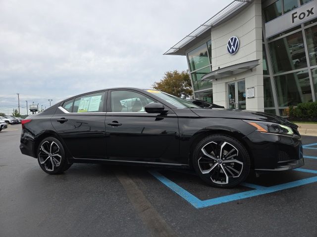 2024 Nissan Altima SR