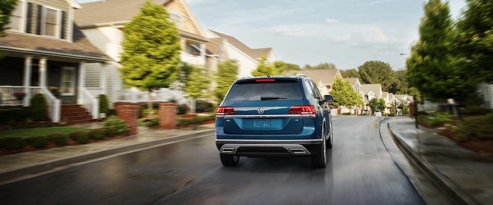 2019 Atlas driving in quiet neighborhood