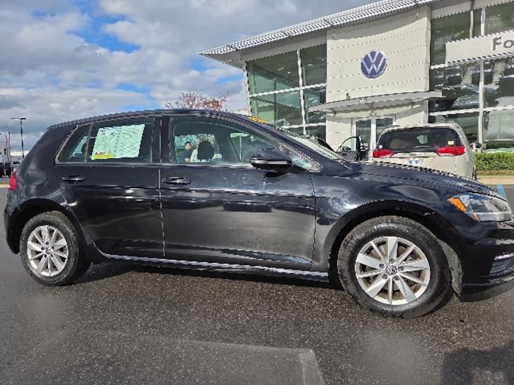 Used 2019 Volkswagen Golf S Hatchback
