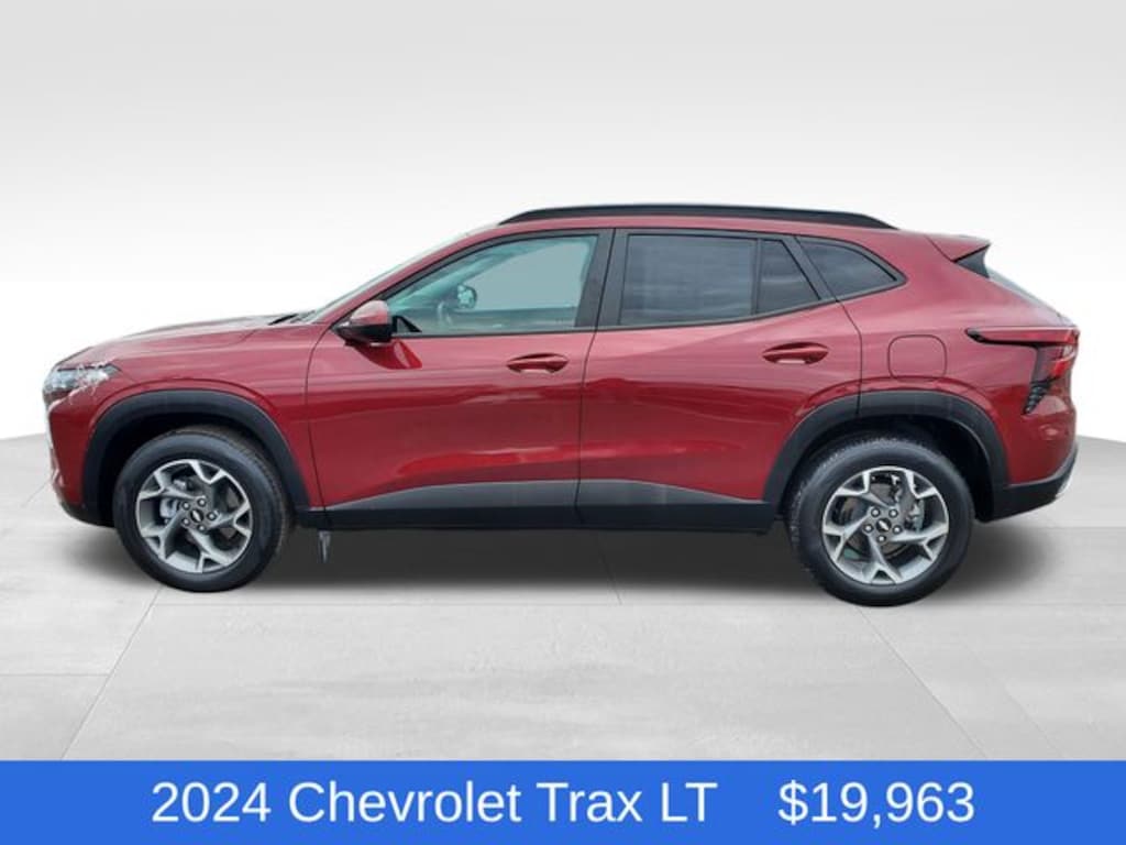 Used 2024 Chevrolet Trax LT SUV