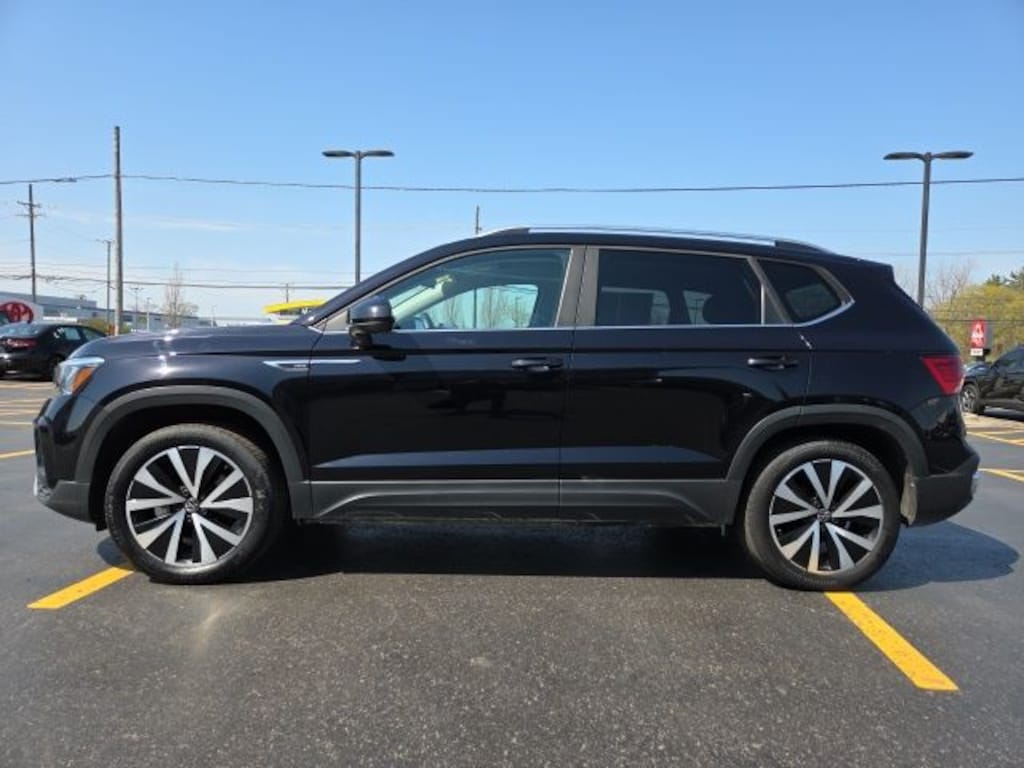 Certified 2023 Volkswagen Taos 1.5T SE SUV