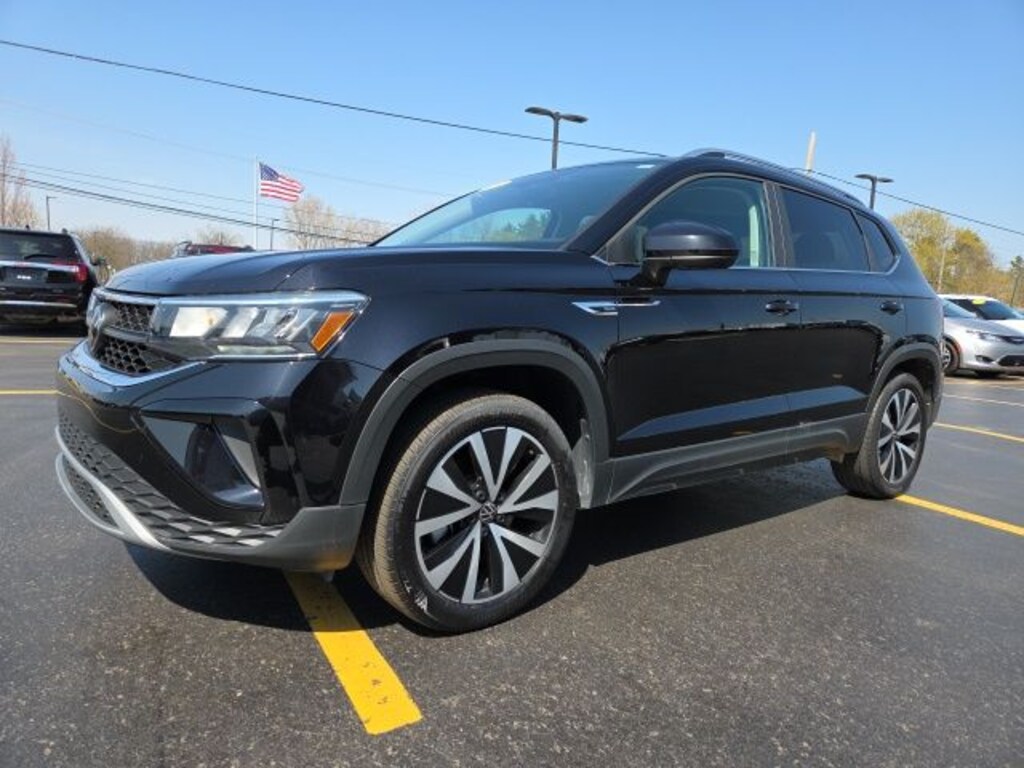 Certified 2023 Volkswagen Taos 1.5T SE SUV