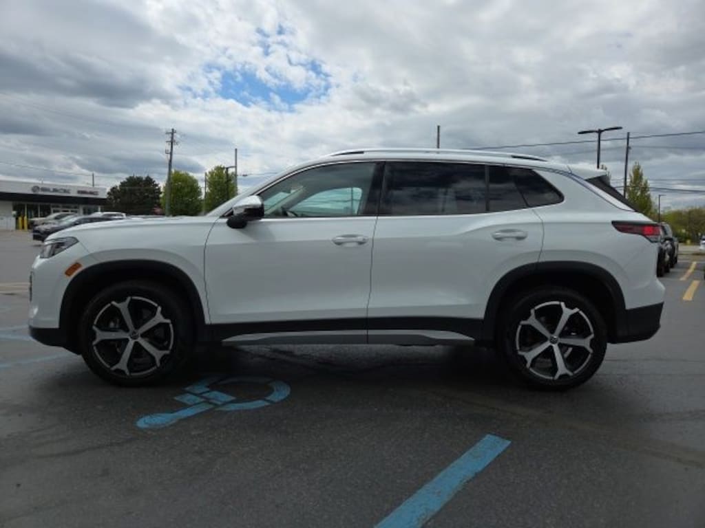Used 2025 Volkswagen Tiguan 2.0T SE SUV