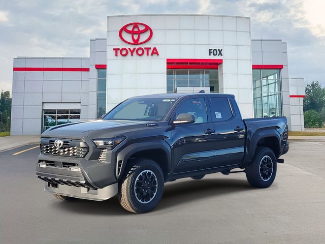 2025 Toyota Tacoma TRD Off-Road photo 2